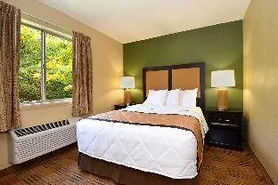 Suburban Studios Columbus East Hotel
